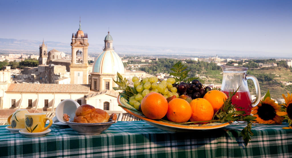 Carruggiu Casavacanze Caltagirone Luaran gambar